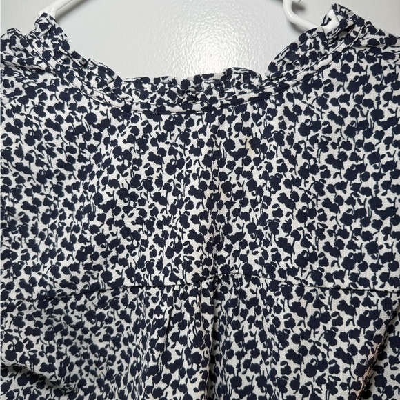 Monteau Black and White Ruched Blouse - Picture 6 of 6